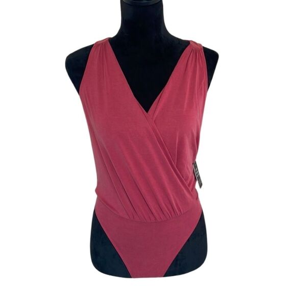 Express red bodysuite nwt🌹 - Picture 1 of 7